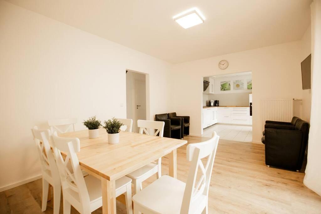Bonquartier - House - Garden - Forest - Top Road Connection Siegburg Extérieur photo